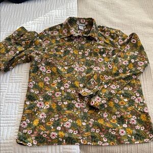 Duluth Trading Co Olive Floral Button Down Shirt